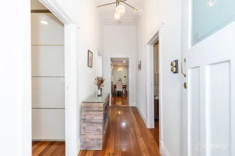 49 London St, Mount Hawthorn, WA 6016