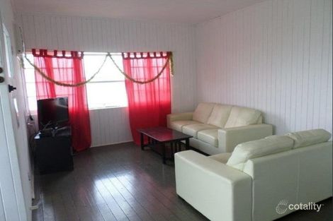Property photo of 9 East Street Wandoan QLD 4419