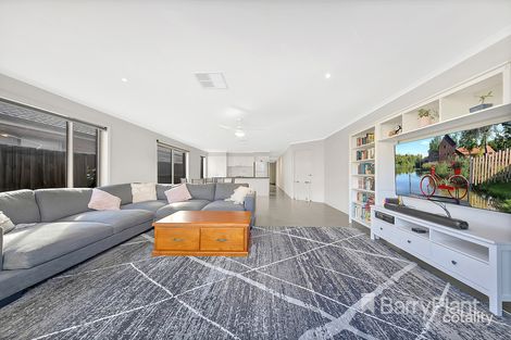 Property photo of 246 The Lakes Boulevard South Morang VIC 3752