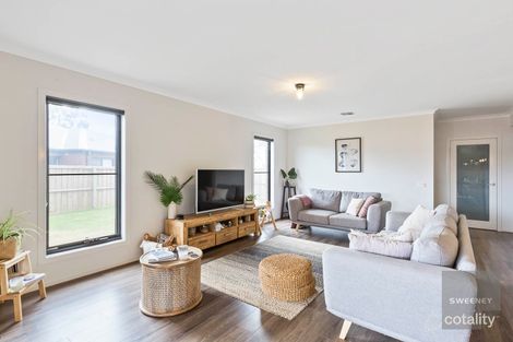 Property photo of 1 Blake Drive Maddingley VIC 3340