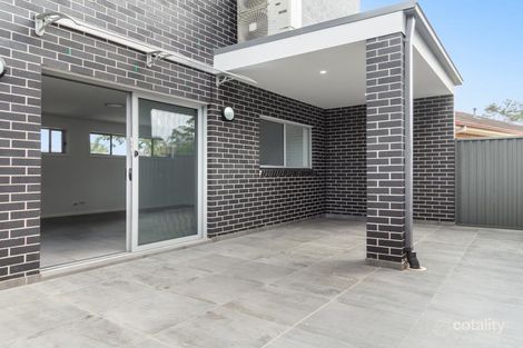 Property photo of 4/9 Sabre Crescent Holsworthy NSW 2173