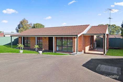 Property photo of 1/29 Chatres Street St Clair NSW 2759