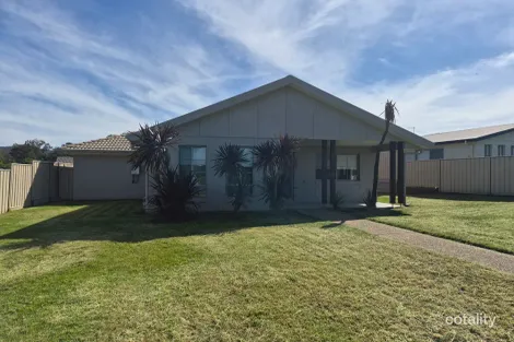 39 Kendall Dr, Hamilton Valley, NSW 2641