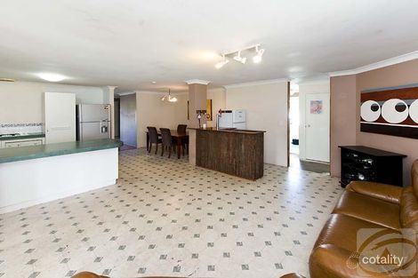 Property photo of 17 Mackay Crescent Gosnells WA 6110