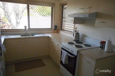 Property photo of 2/5 Williams Road Svensson Heights QLD 4670