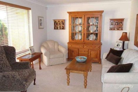 Property photo of 16 Tahlee Retreat Carramar WA 6031