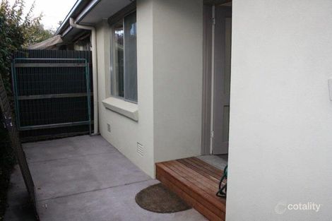 Property photo of 2/49 Yarralea Street Alphington VIC 3078