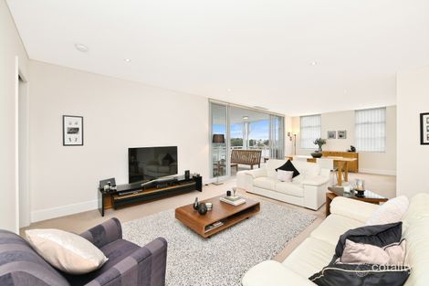 Property photo of 51/67 Peninsula Drive Breakfast Point NSW 2137