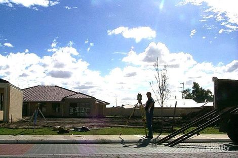 5 Greenland Bvd, Canning Vale, WA 6155