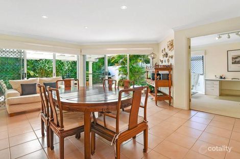 Property photo of 106-108 Cotlew Street East Southport QLD 4215