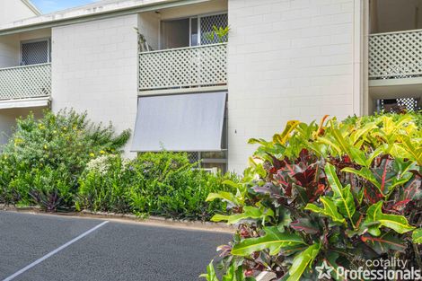 Property photo of 4/116-118 Greenslopes Street Edge Hill QLD 4870