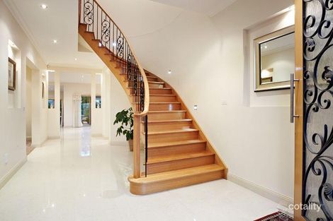 Property photo of 5 Burch Street Blackburn North VIC 3130