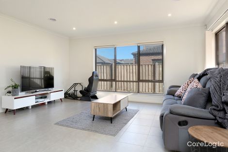 Property photo of 22 Suttie Street Point Cook VIC 3030