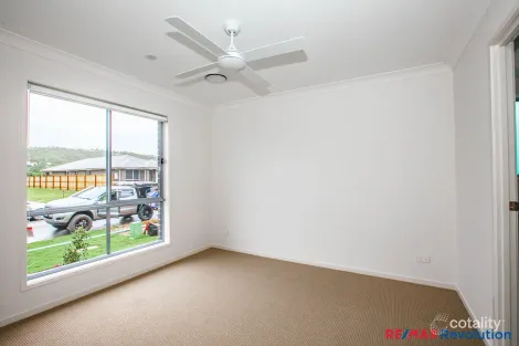 Property photo of 9 Macmillan Loop Belivah QLD 4207