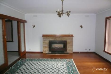 Property photo of 28 Leslie Street St Albans VIC 3021