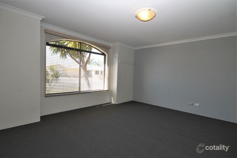 Property photo of 28 Grandite Fairway Australind WA 6233