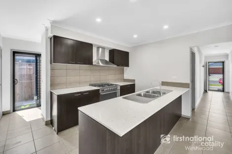 Property photo of 44 Stanmore Crescent Wyndham Vale VIC 3024