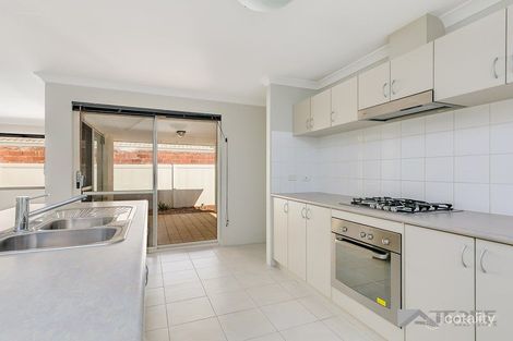 Property photo of 2 Asplin Loop Kelmscott WA 6111