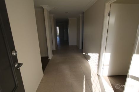 Property photo of 54 Mayfair Drive Emerald QLD 4720