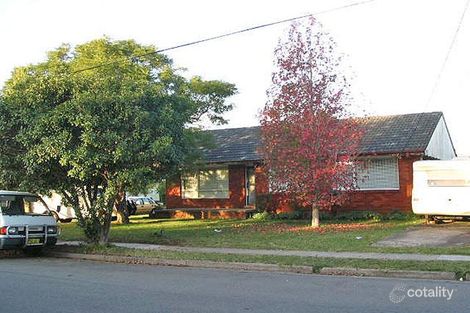 67 Goodacre Ave, Fairfield West, NSW 2165