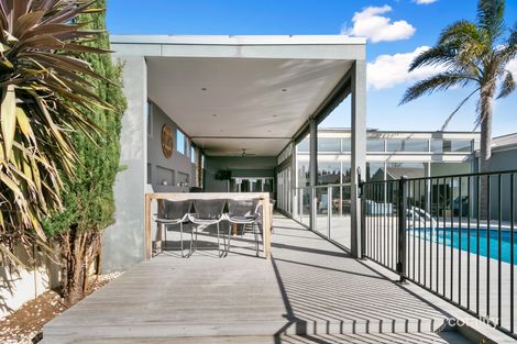Property photo of 11 Duxbury Drive Traralgon VIC 3844