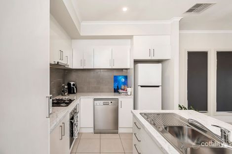 Property photo of 2/21 Weld Crescent Mount Barker SA 5251