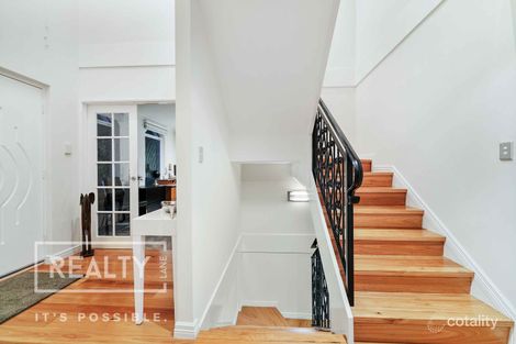 Property photo of 6 Clontarf Street Sorrento WA 6020