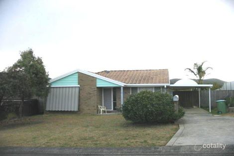 13 Lancaster Pde, Bateau Bay, NSW 2261