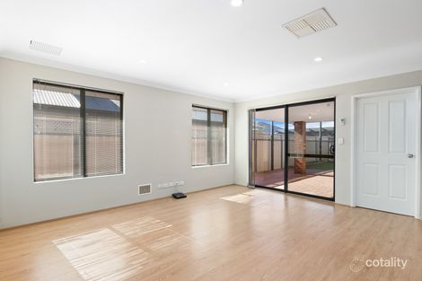Property photo of 27 Hidcote Turn Aubin Grove WA 6164