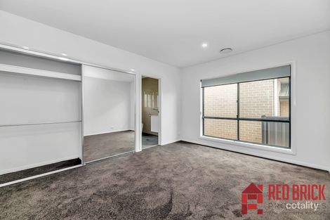 Property photo of 18 Isla Shilton Lane Strathnairn ACT 2615