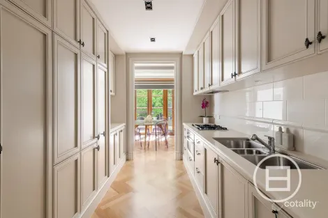 Property photo of 2/2 Lansell Road Toorak VIC 3142