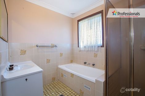 Property photo of 54 Southee Circuit Oakhurst NSW 2761