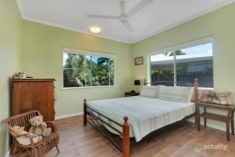 Property photo of 2 Somerset Close Bentley Park QLD 4869