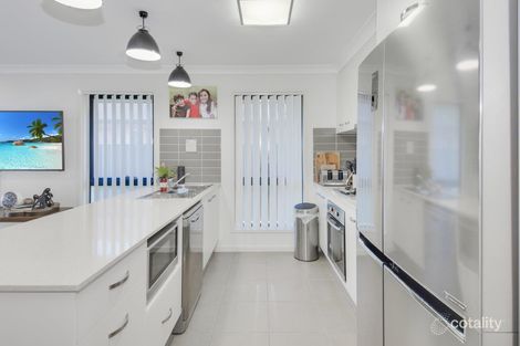 Property photo of 7 Leeside Place Hope Island QLD 4212