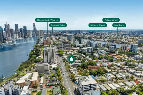 Property photo of 1/554 Main Street Kangaroo Point QLD 4169