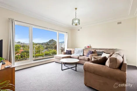 Property photo of 6 Gundarun Street West Wollongong NSW 2500