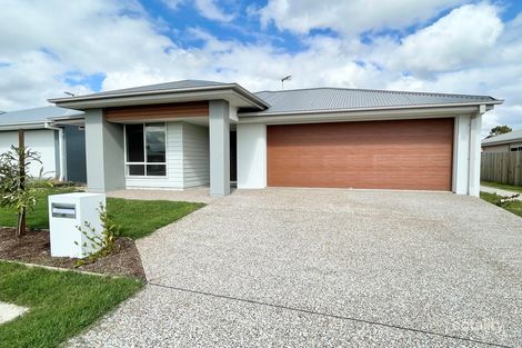 40 Spruce Cct, Hillcrest, QLD 4118
