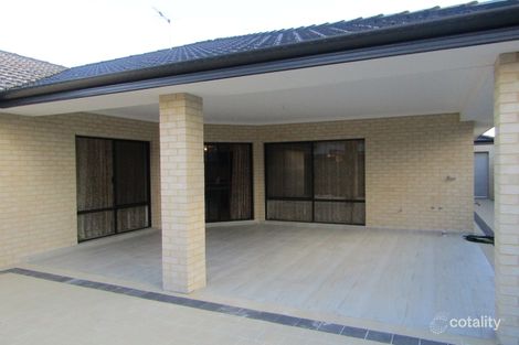 Property photo of 6 Covenham Crescent Aveley WA 6069