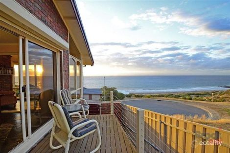 Property photo of 2 Arafura Court Hallett Cove SA 5158