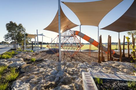 Property photo of 33 Turquoise Boulevard Treeby WA 6164