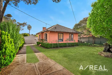 2 Mawarra Cres, Chadstone, VIC 3148