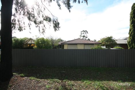 15 Magnolia Cres, Parafield Gardens, SA 5107