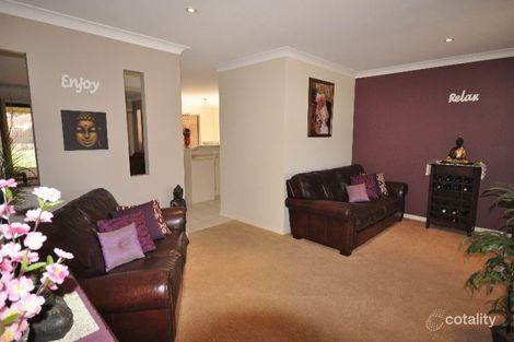 Property photo of 6 Cross Place Kallangur QLD 4503