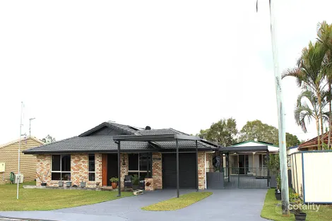 24 DRUMMER ST, TIN CAN BAY, QLD 4580