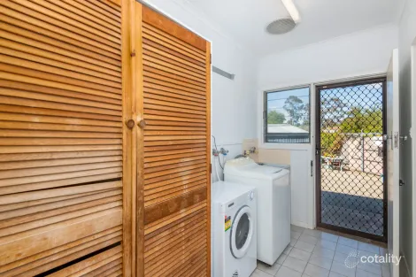 Property photo of 32 Phillips Street Shepparton VIC 3630