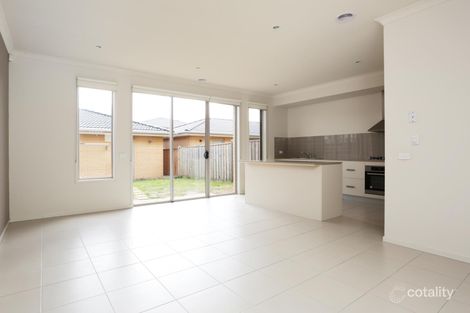 Property photo of 38 Broadbeach Circuit Point Cook VIC 3030