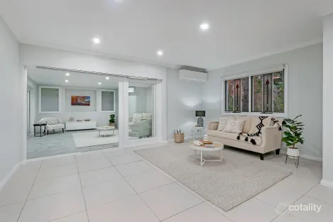 Property photo of 20 Woodglen Place Cherrybrook NSW 2126