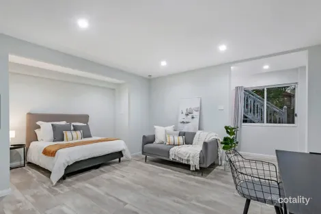 Property photo of 20 Woodglen Place Cherrybrook NSW 2126
