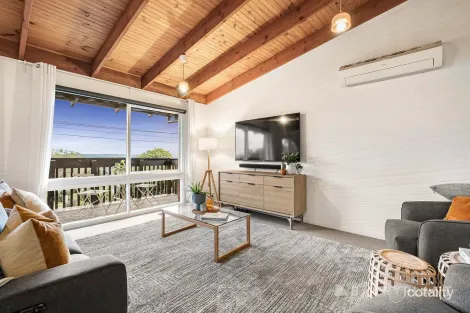 Property photo of 60 Meadowgate Drive Chirnside Park VIC 3116
