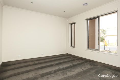 Property photo of 38 Broadbeach Circuit Point Cook VIC 3030
